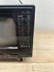 La Petite 1000 Black & White 4.5 Inch Portable Camping Mini TV 12V Tested