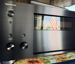 Onkyo TX-RZ800 7.2-Ch Network A/V Receiver Dolby Atmos DTS:X Black
