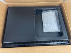 NEW Motorola XTL5000 M20URS9PW1AN 764-870MHz 35W Complete with Accessories