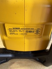 DeWalt DCR028 12v/20v Li-Ion Jobsite Bluetooth Radio (FOR PARTS OR REPAIR)