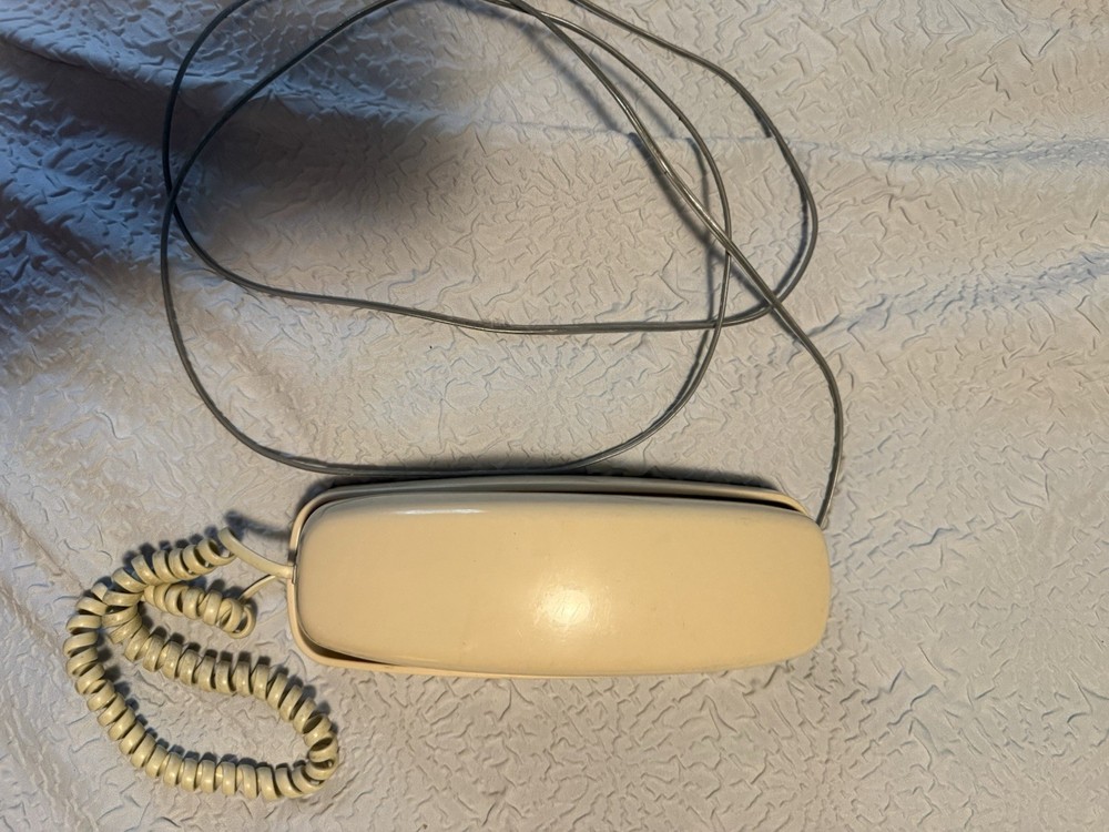 AT&T Trimline 210 Telephone Push Button Landline Desk Wall Phone Beige Vintage