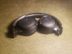 JBL Tune 510BT Wireless Bluetooth Headphones Mic Foldable Black Works Good