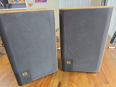 Jbl J2050 Bookshelf Speakers Pair 8 Ohm Oak Veneer Vintage Made in Usa Used