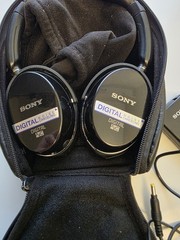 Sony mdr-nc500d noise canceling headphones, Good Condition