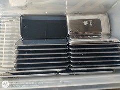 Apple iPod Touch 4th Generation A1367 8GB Black