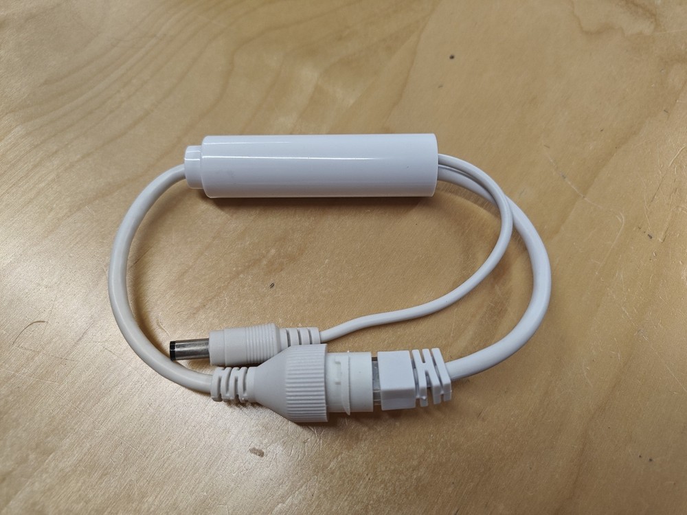 None Poe IP Camera Adapter to work with POE switch