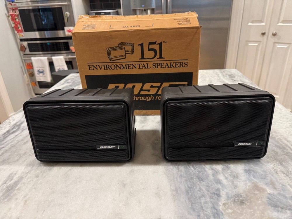 Bose 151 Indoor Outdoor Extreme Weather Proof Speakers Only!! Black Used !!