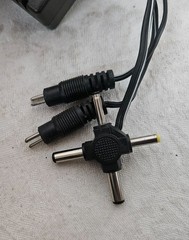 Universal Car Cord Travel Adapter 33018 3-12 Volts 500ma w Adapters