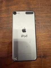 Apple iPod Touch 5th Gen A1421 16GB MGG82LL/A Space Gray – Good working