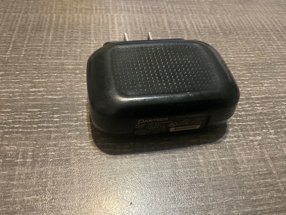 PANTECH AC/DC ADAPTOR PTA-5010MU1US I.T.E POWER SUPPLY AC/DC 5V 1A