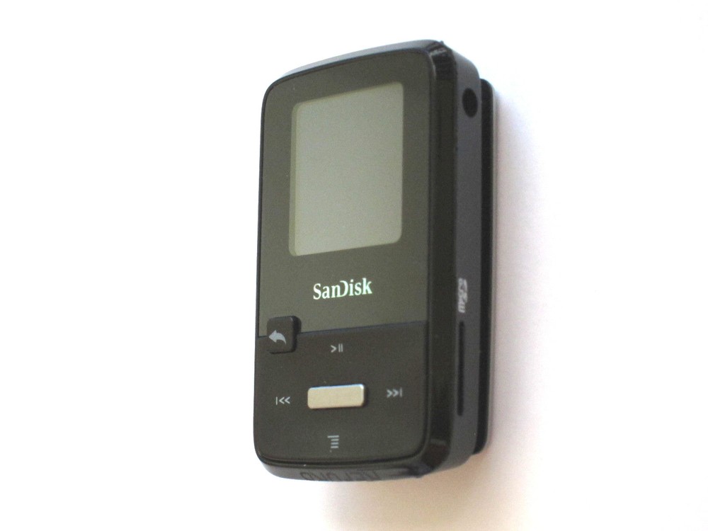 SanDisk Sansa Clip Zip 4GB Rockbox SDMX22 FM MP3 Player Installed Dual Boot