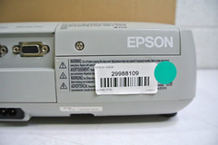 Epson EX30 H283A LCD Projector 223 Lamp Hours. NO REMOTE OR POWER CORD