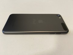 Apple iPod Touch 6th Generation Space Gray (16 GB) (GREAT CONDITION)