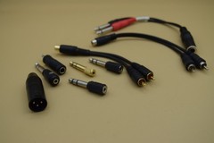 MIX LOT OF AUDIO ADAPTERS CABLES & PLUGS 3.5mm , 1/4″ , Jacks ++++