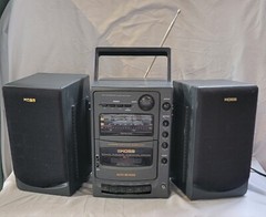 Vintage 1994 Koss HG20 Radio Cassette Player Detachable Speakers AC or Battery