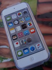 Apple iPod touch 5th Generation Silver (32 GB) Dual Cameras – 90 Days Warranty