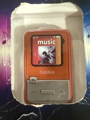SanDisk Sansa Clip Zip 4Gb Orange MP3 Player FM/Voice USB 2.0