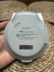 Sony Atrac 3 Plus MP3 AM/FM/Weather CD Walkman Portable CD Player D-NF600 Tested