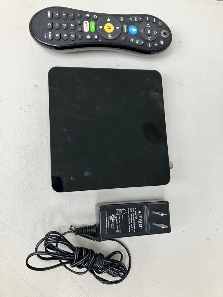 TiVo MINI LUX – Voice Remote and Power Supply – TCDA95000
