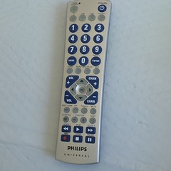Philips Wireless Silver/Blue Universal Remote Control CL034 More Than 10 m