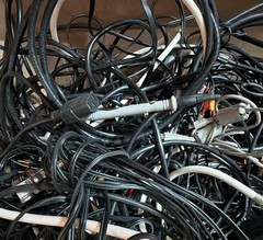 Bulk Lot of Cables, Cords and Adapters. HDMI, USB, Power Cords, Audio #2B