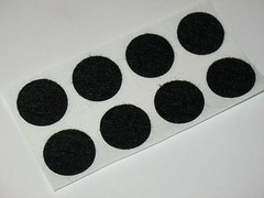 16 FELT DISC 3/4 IN (19mm) INCH DIA 1/16 (1.5mm) HIGH BLACK DOT PAD CIRCLE FEET