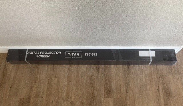 Titan Digital Projector Screen – BRAND NEW