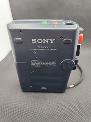 Sony TCS-30D Stereo Recording Walkman Internal Mic/Speaker 2x Speed WORKING!