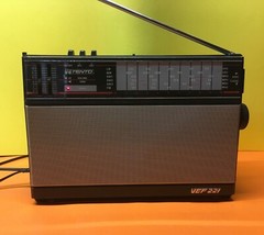 Vintage Russian Radio VEF 221 Tento