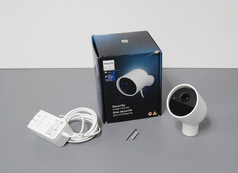 Philips Hue 581504 Wired Security Camera – White