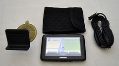 NEW TomTom GO 2435TM Car GPS System 4.3″ USA/Canada/Mexico LIFETIME MAPS TRAFFIC