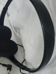 Koss KPH7 Black On-Ear Headphones • Foam Ear Cushion & Adjustable Headband