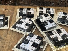 Lutron At-Nb-None Q26SM 6 Button +L/R Keypad Lot Of 8 Units