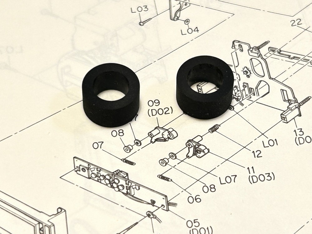 Nakamichi Dragon Pinch Roller Tires