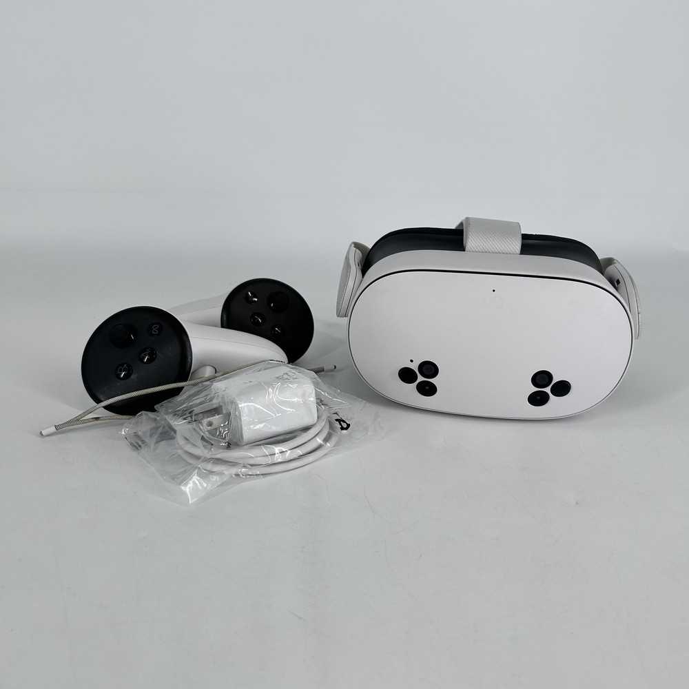Meta Quest 3S VR Headset 128GB w/ Charger/Controllers/Regular Strap – Good