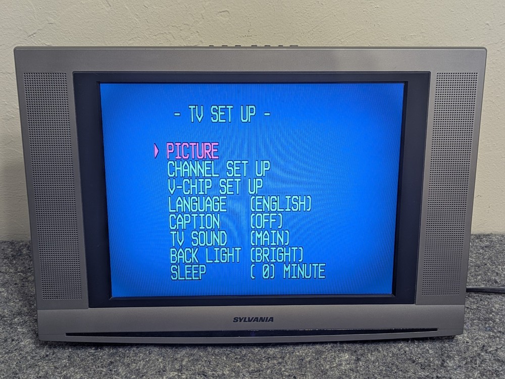 Sylvania 15″ LCD TV 4:3 480p Retro Gaming 6615LCT Television | One Owner Tested