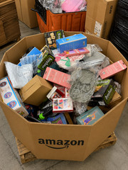 Wholesale Lot Consumer Merchandise from Major Retailers