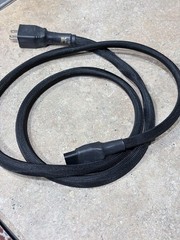 JPS Labs – The Analog AC Power Cord – 2M or 6.6′