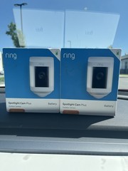 Ring Spotlight Cam Plus Camera Indoor/Outdoor Wireless + Battery – 2 pack White
