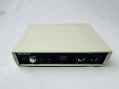Black box AC043A-R2 Video Splitter, S-Video (1 In, 8 Out)