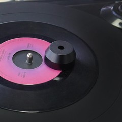45 RPM Record Adapter Solid Aluminum 7 Inch Vinyl Center Black 1 PC