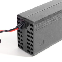 10-Amp 10A Fast Smart Charger For 12V Lithium Iron Phosphate Battery 14.6V