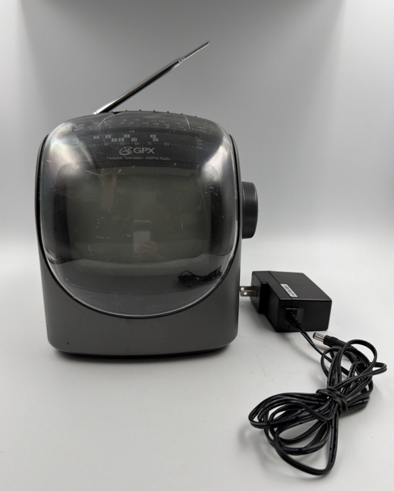GPX Mini CRT TV 5″ Portable B&W Retro Gray TVP2CT Works! See Video!