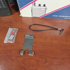 Icom IC-2AT Vintage Handheld Transceiver w/ IC-BP4 Battery Pack Adapter & Box