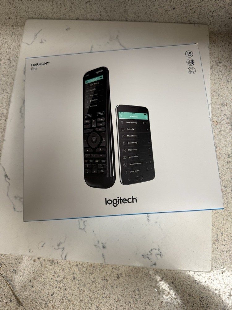 Logitech Harmony Elite Universal Remote Control Hub Black 915-000256 Used Compl