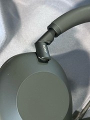 BRAND NEW Sony WH-1000XM6 Wireless Noise Canceling Headphones, Black