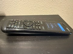 Logitech Harmony Elite Universal Remote Control w/Charging Dock N-R0010 No Hub