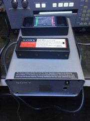 SONY CRF V21 IN EXCELLENT CONDITION WITH ACCESSORIES AND DOCUMENTS