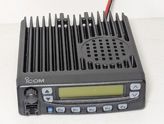 NEW Icom IC-F621-2 UHF (440-490 MHz) 256 Channels Complete
