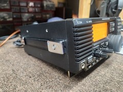 Icom IC-R75 – SW Receiver with UT-106 D.S.P. & MB-23 Handle Options ! NICE !